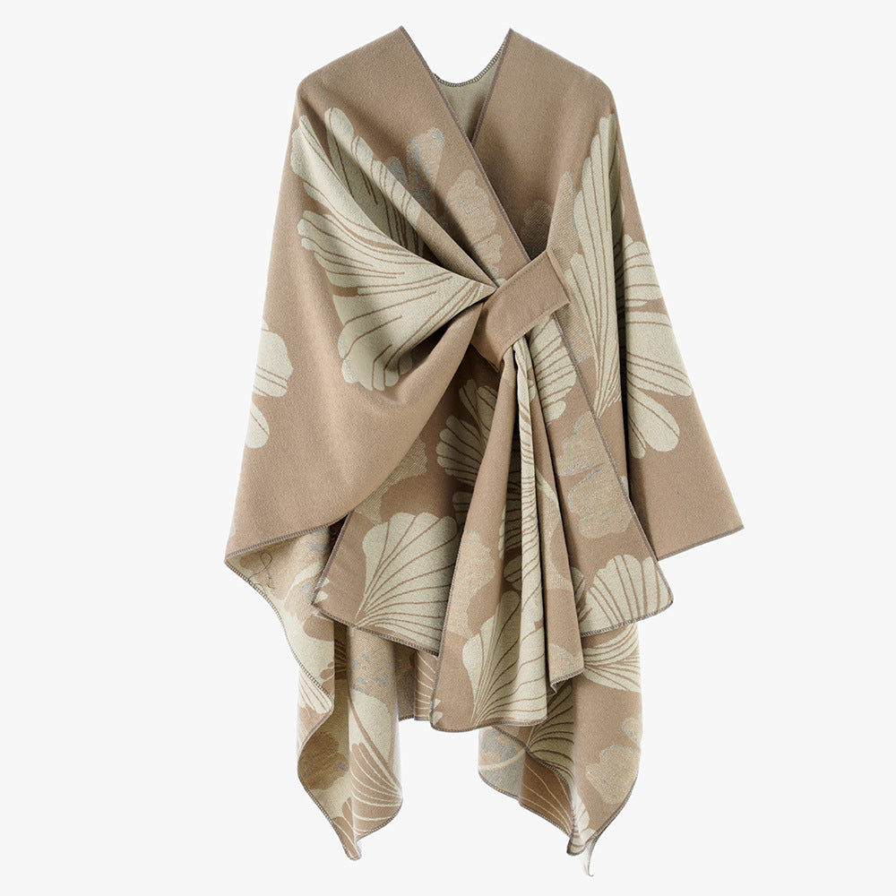 Women's Oversize Jacquard Cape made of Wool Blend with Floral Jacquard and Front Loop