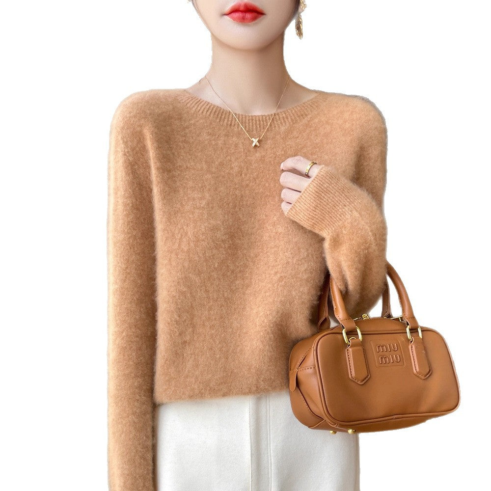 Women's Soft Mohair-Effect Round Neck Sweater with Fine Ribbed Hem and Light Oversize Fit