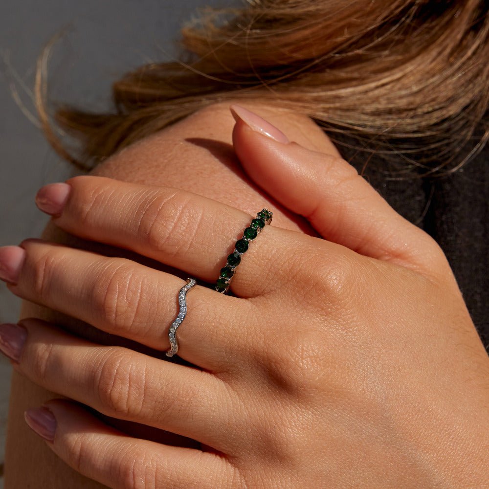 Emerald Green Beauty Silver-Tone Crystal Ring
