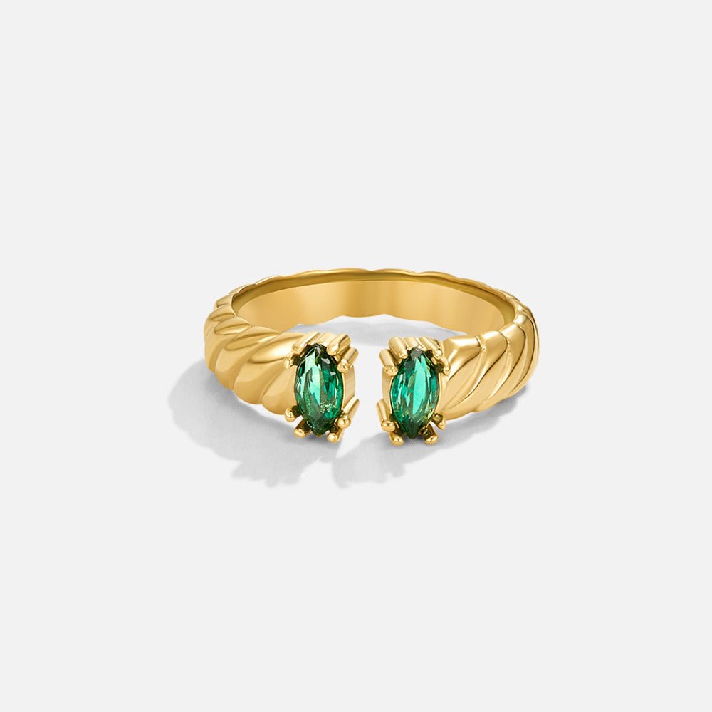 Tara Vintage Emerald Green Ring