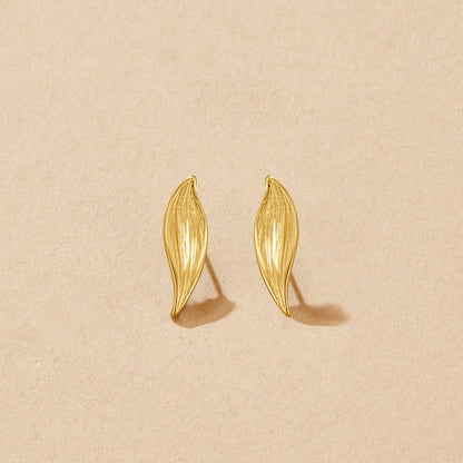Vintage Monet Gold-Tone Leaf Earrings