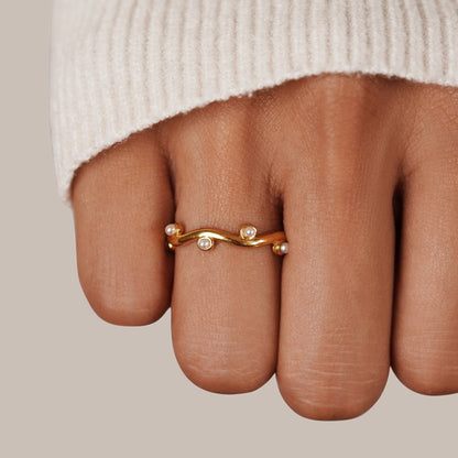 Wavy Pearl Gold-Tone Ring